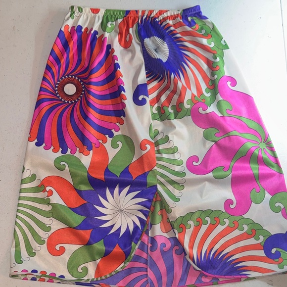 Rare Vintage Half Slip, 1960’s - 1970’s Vanity Fair XS & S - Picture 4 of 13